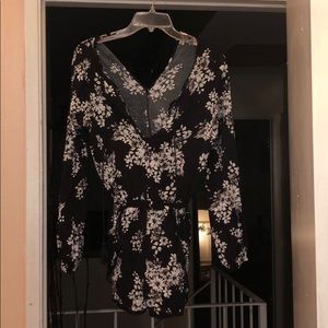 Floral romper .black and white